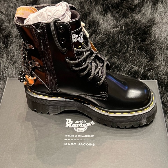 Marc Jacobs X Dr. Marten - Picture 4 of 10